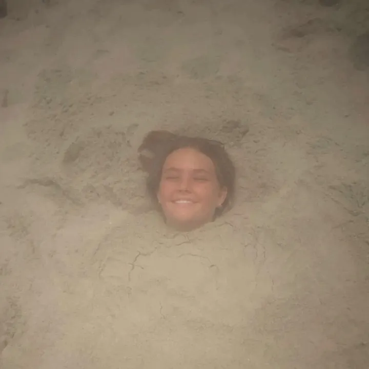 @ella_burns