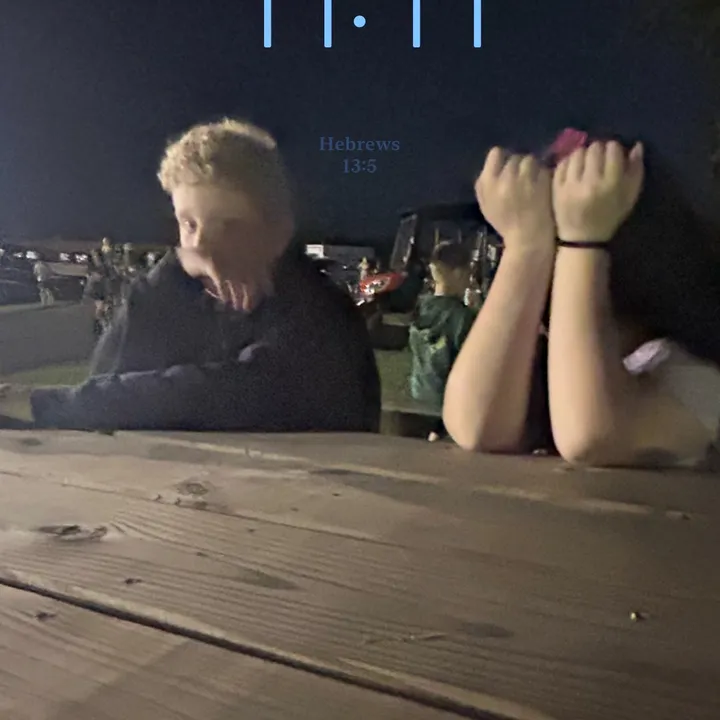 makie_is_better