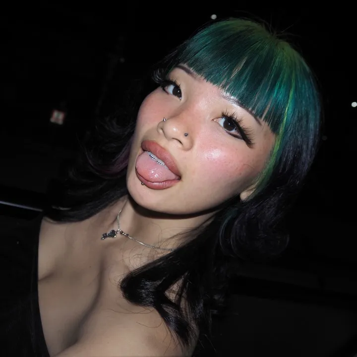 @youmissmeii