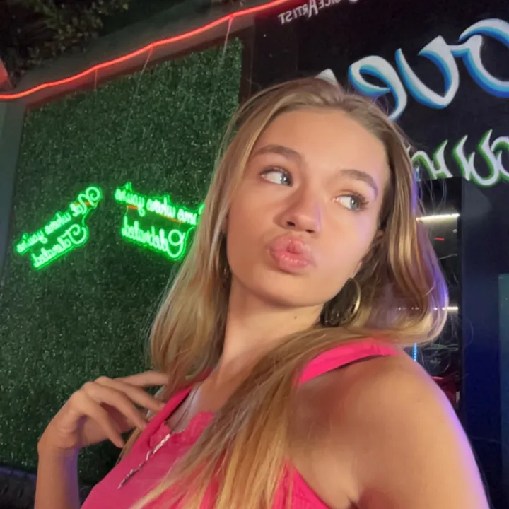 samtube879