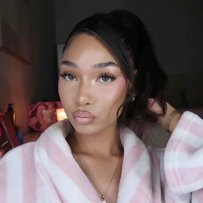 @kamariajames_
