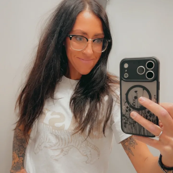 @roxanne_marie