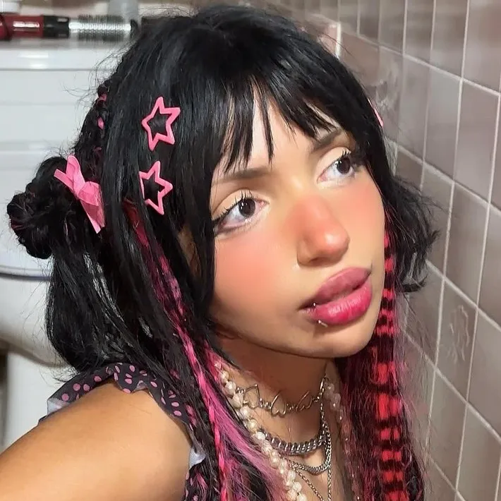 @poorhottie