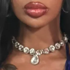sk1nnyrichgirl