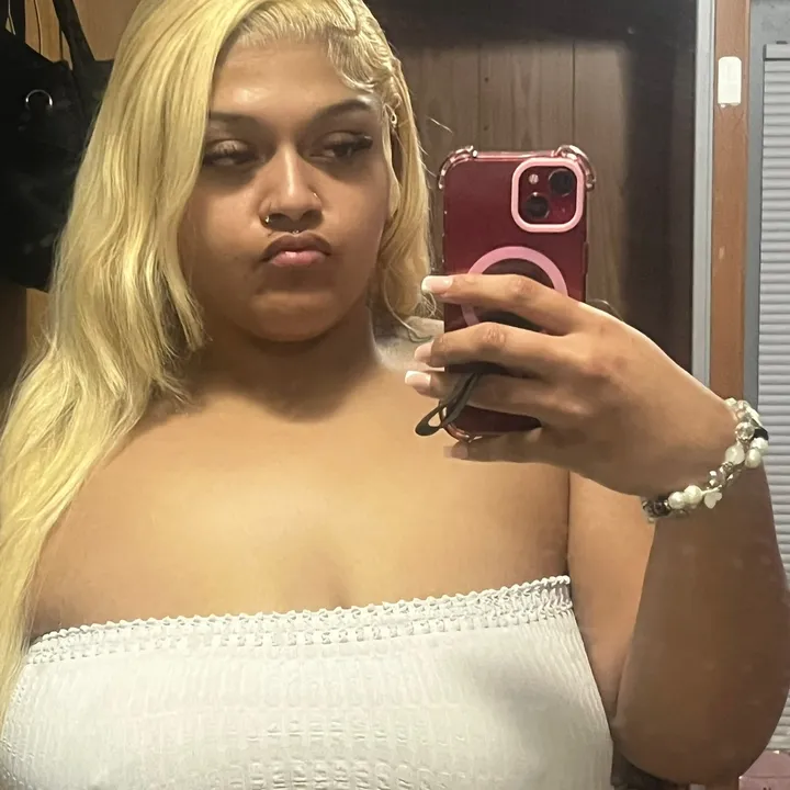 lightskindolll