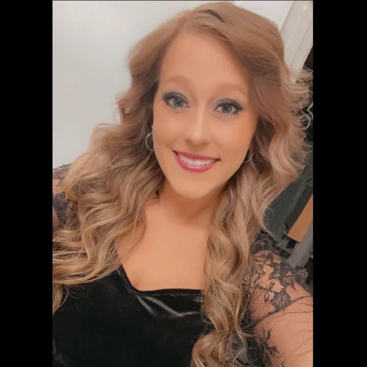hannahdemont16