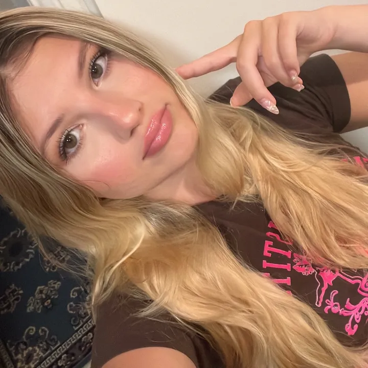 unhinged.blondee
