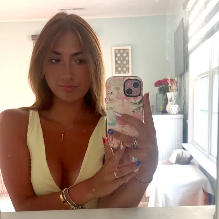 @laurrrbear