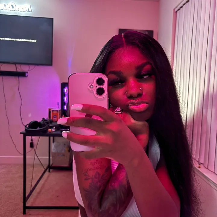wh0s_kirah