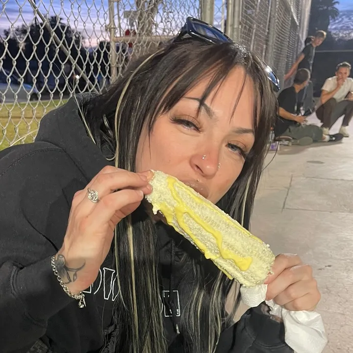 tiinyhottie