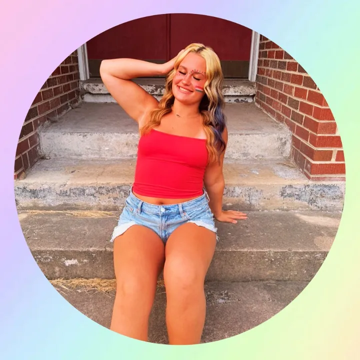 @taylorelizwright