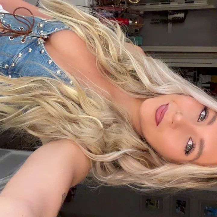bbellabrookee