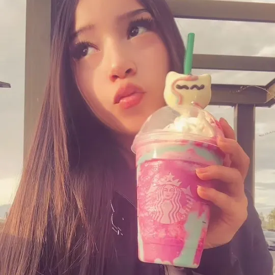 pinkffluer