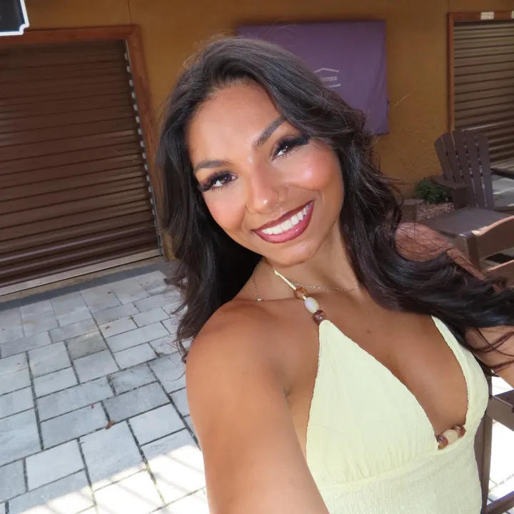corinaiisabella