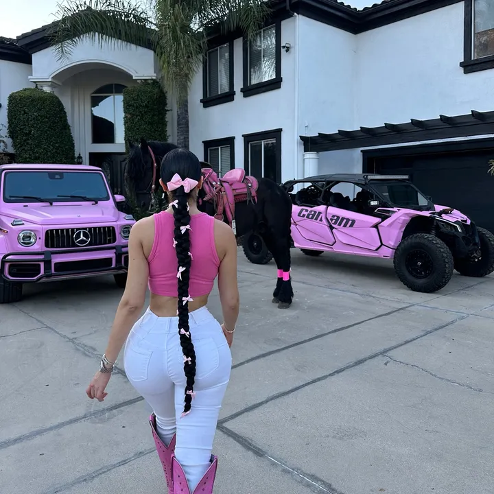 @jailyneojeda