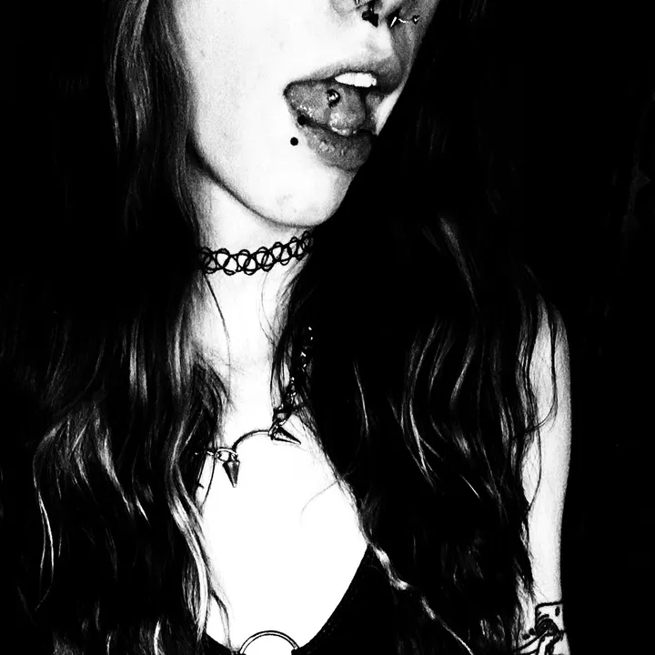 sharkkteethh