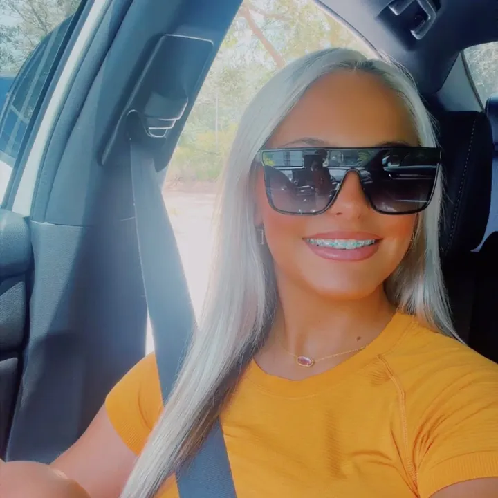 @laceyyy7169
