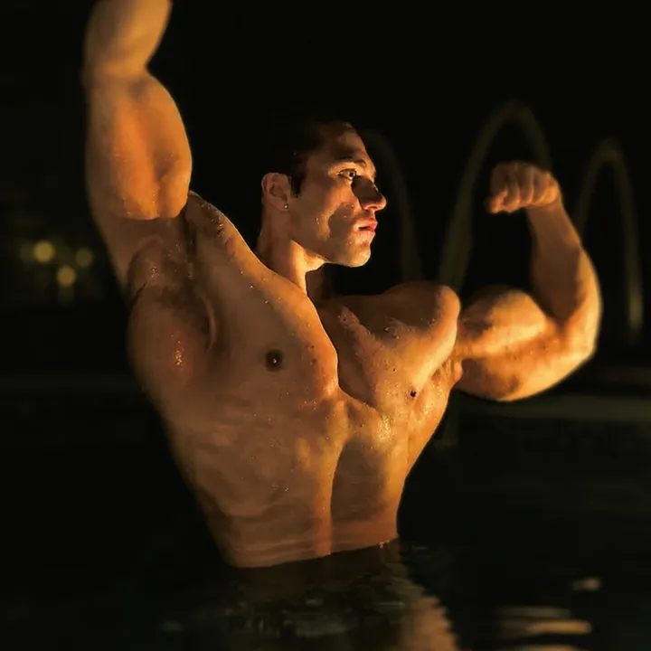 @logandrinkschocolatemilk
