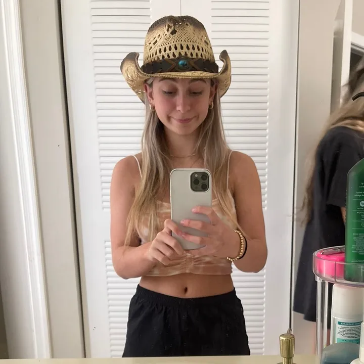 emma.travis
