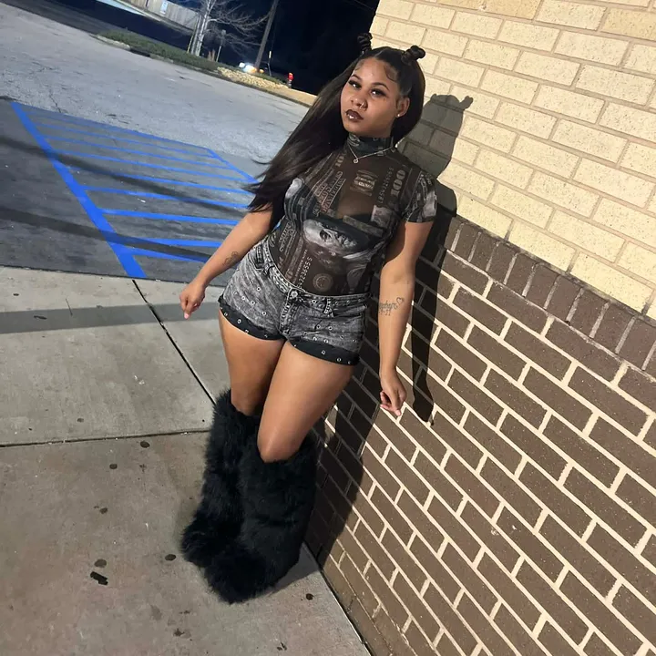 lightskin_tyyy