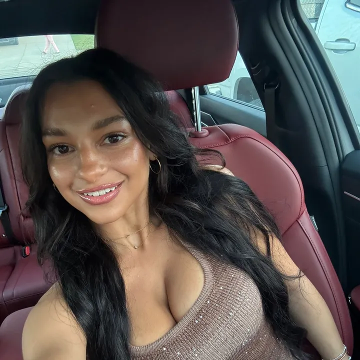 @bellawag