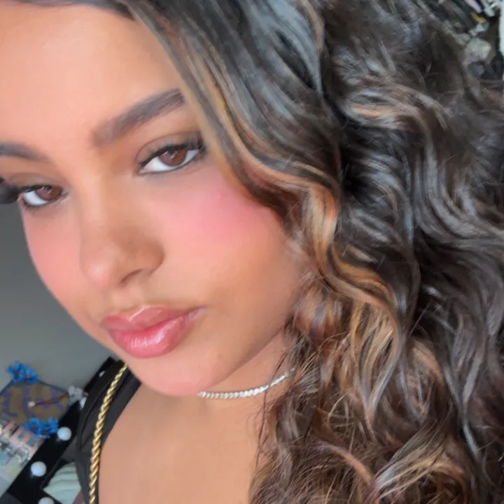 thatgenesisxo