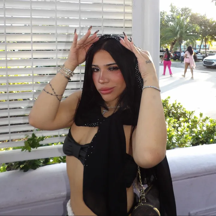 @marivraps