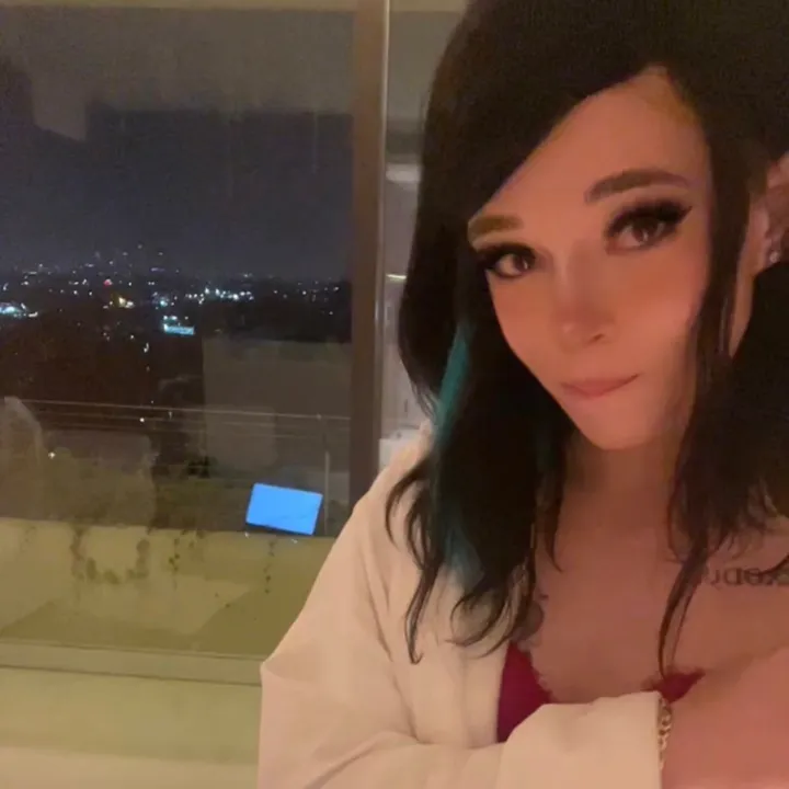 @puppygirlxo