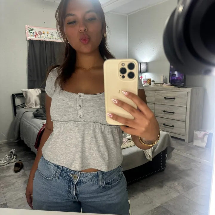 livvyylunaa