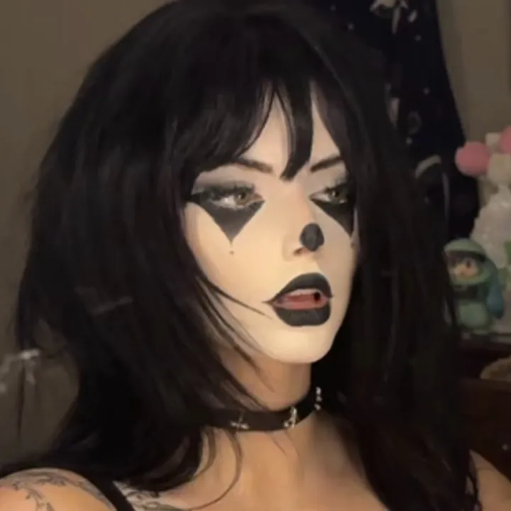 @thequeefprincess