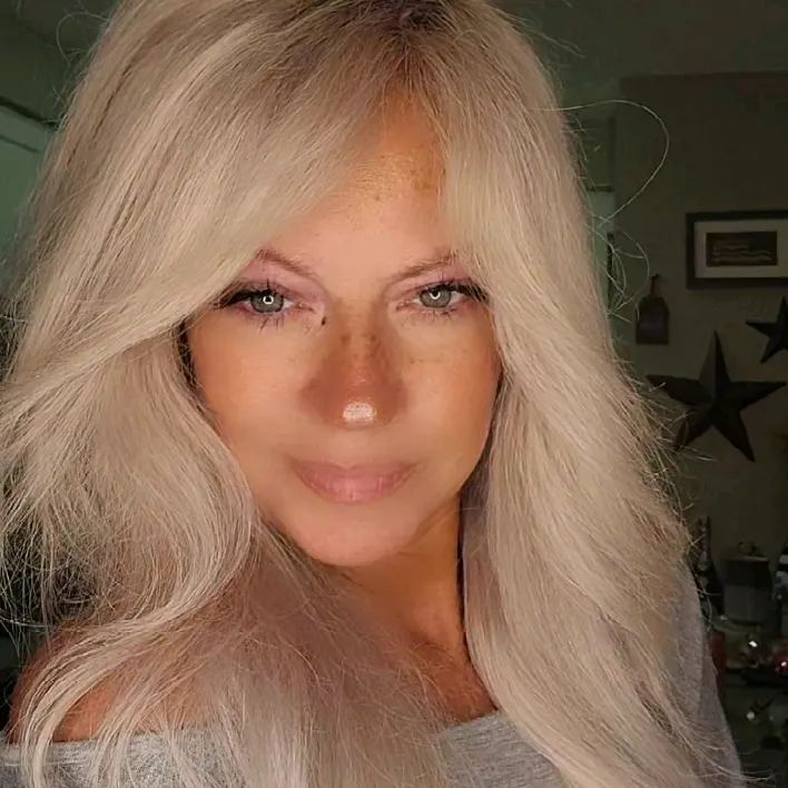 @mandieham