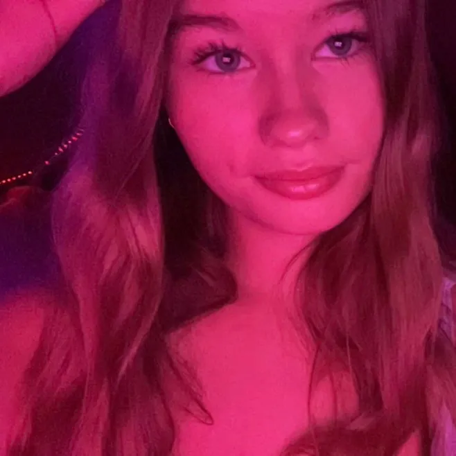 kylieanne_v_