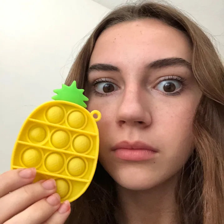 @kayladavisfake