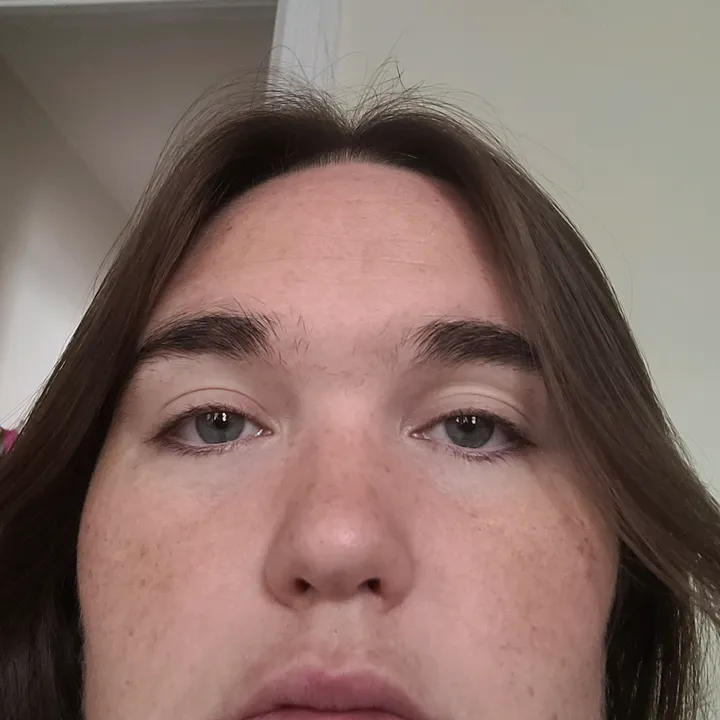 @aly__giantessa