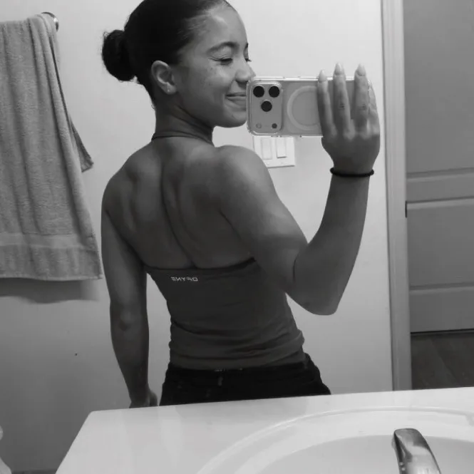 gabby_liftss