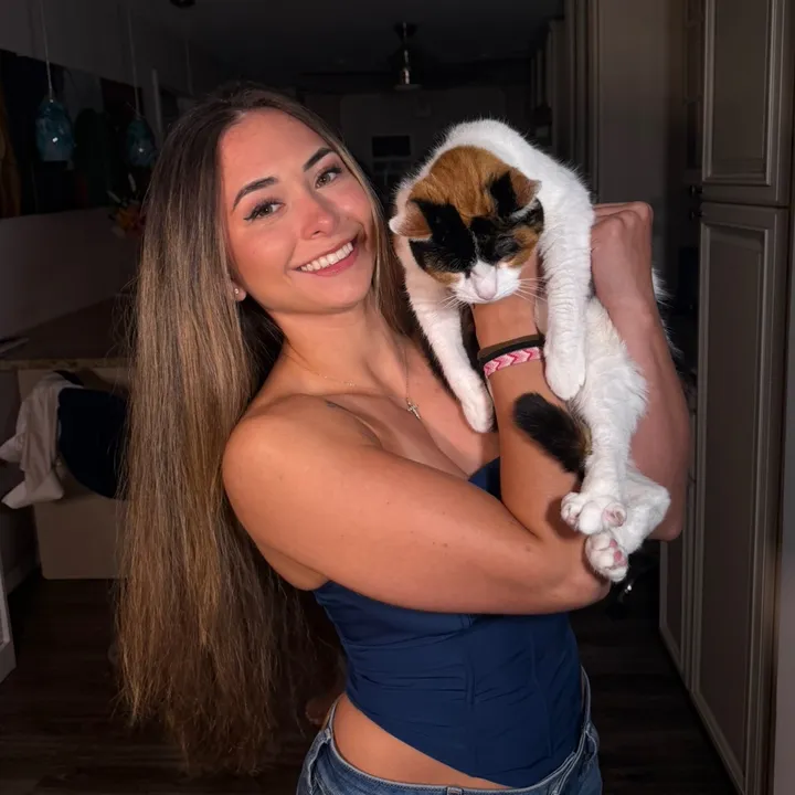 @kaylabird_