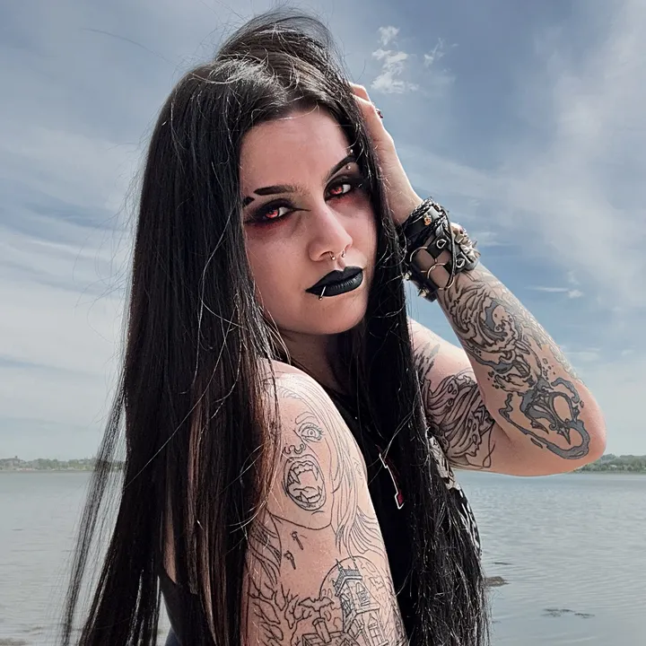 vampiress_emma