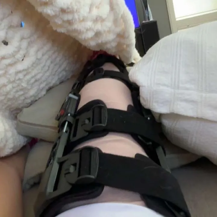 kneesurgeryxxxx1320