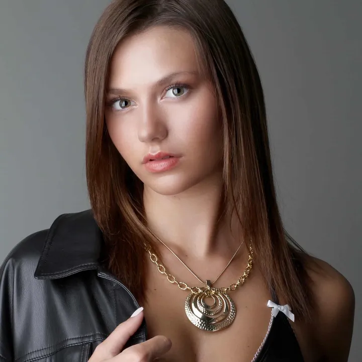 elyse.j.h