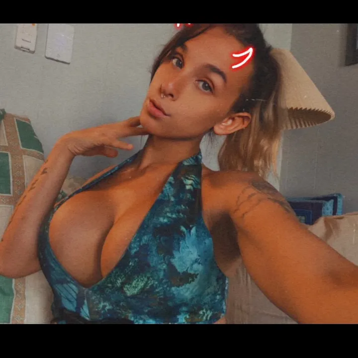 @ariella_rose1997