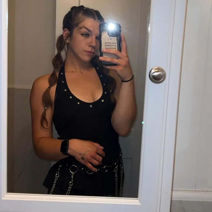 kayla.simmonss