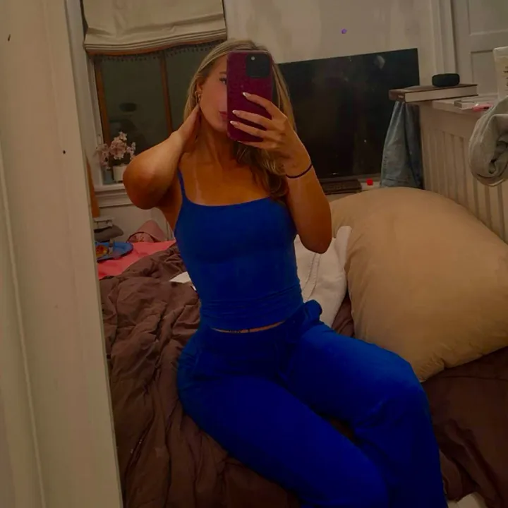 @funniesteverthanks