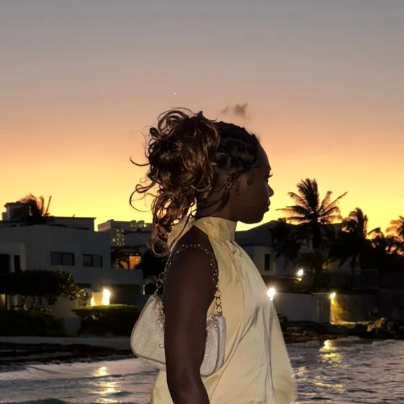 kourtsideview