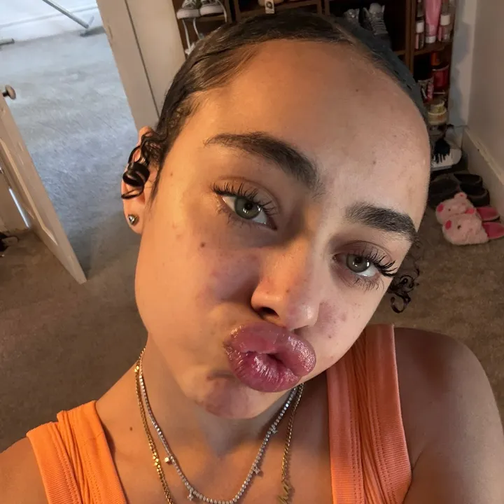 @alayshaseay