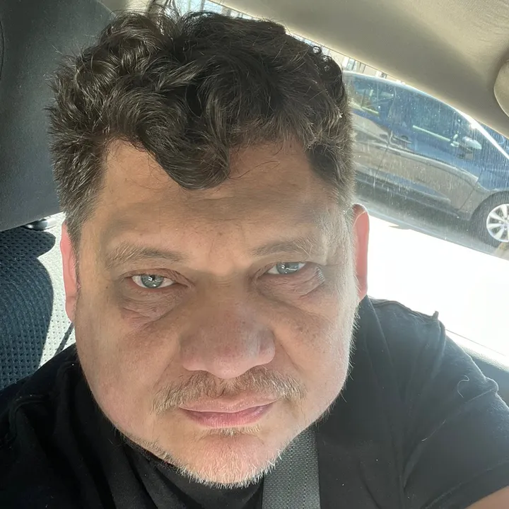 rmarquez82