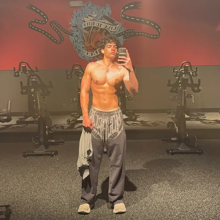 alexsotherfitted