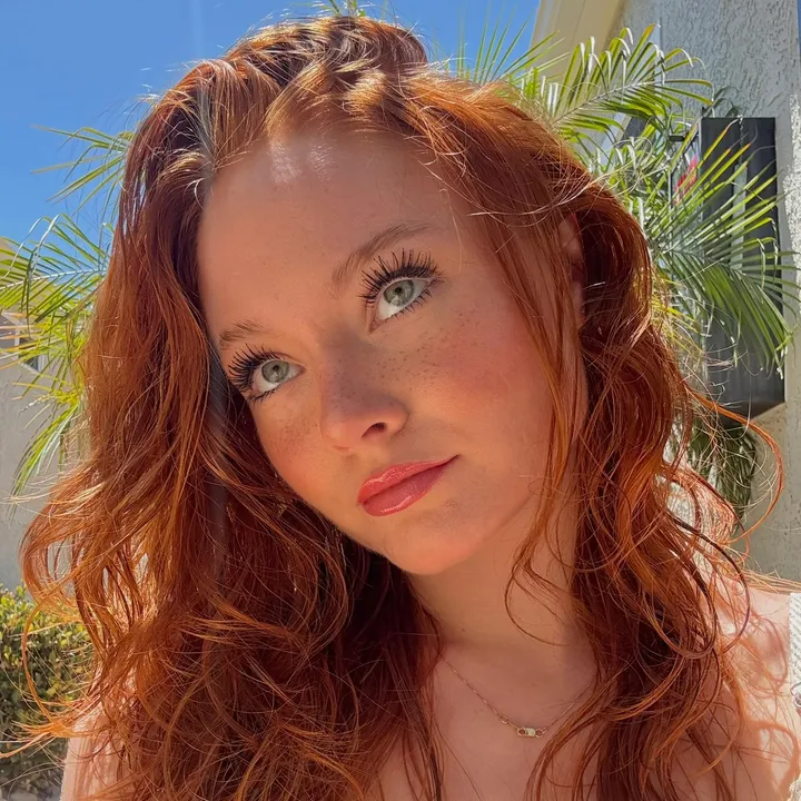 mackenziedaviz
