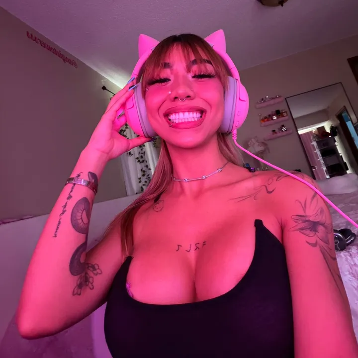 @angietowersss