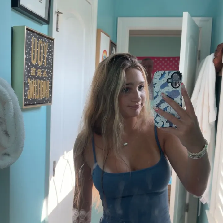 isabellaelliottt