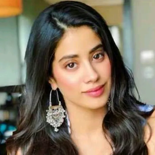 janhvikapoorofficiall